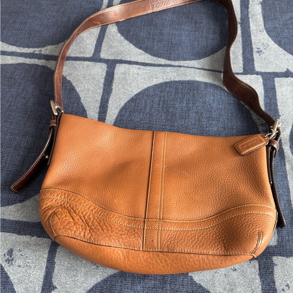 Brown Leather coach Shoulder Bag